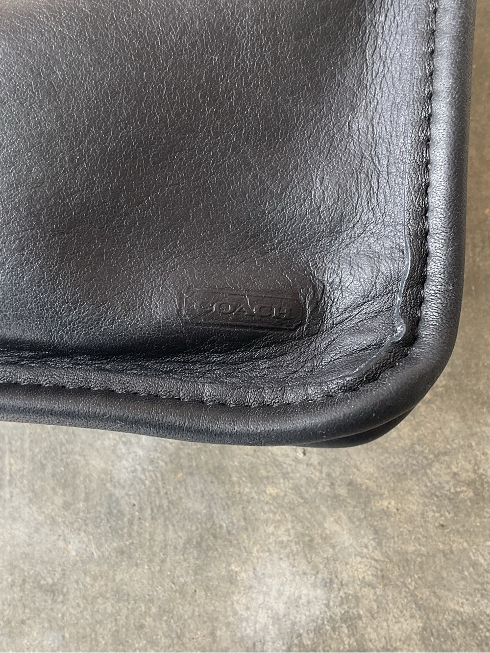 Vintage Coach Black Leather Chunky Cosmetic Bag - Picture 3 of 16